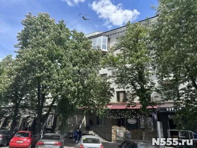 Продам квартиру 326м2 в центре г. Луганск Площадь Героев ВОВ